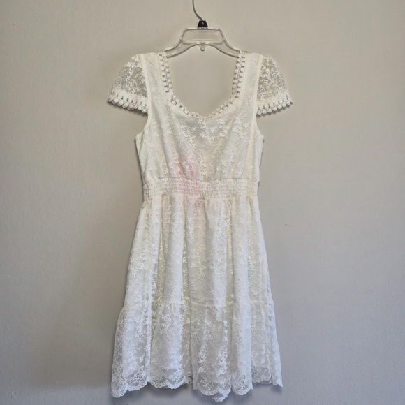 Betsey Johnson NWT Lacey White Crotcheted Fairycore Costal Cowgirl Mini Dress S - Picture 2 of 9
